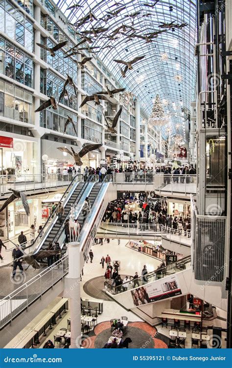 Eaton center editorial photo. Image of shoppers, christmas - 55395121
