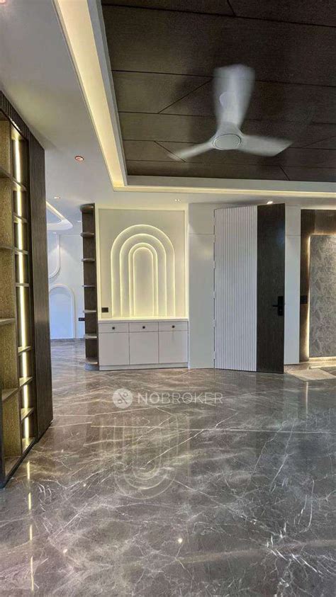 Avenue 49 Sector 49 - Without Brokerage Semi-furnished 4 BHK Flat for ...