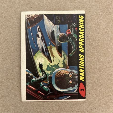 1962 Mars Attacks Martians Approaching Card #2 | eBay