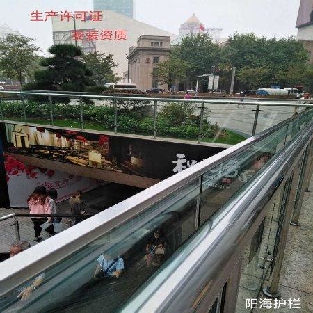 南京地铁站走廊不锈钢玻璃护栏12mm钢化玻璃护栏价格夹胶玻璃栏杆一米的价格