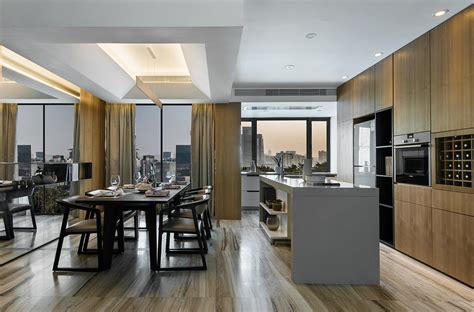 香港的房价 日出康城的晋海，套内面积57.87平米，18万+/平米