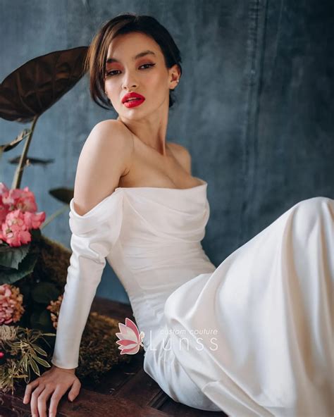 Off-the-shoulder Cowl Neck Long Sleeve Satin Bridal Dress - Lunss