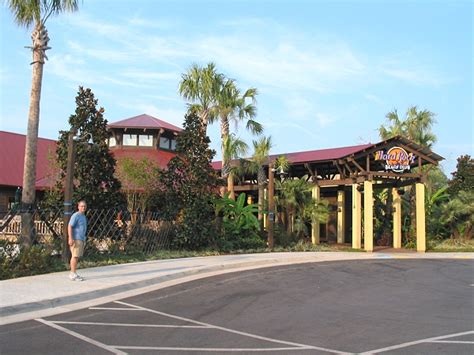 Monkey: Choctaw Beach Club