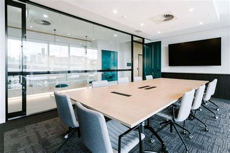 Modern Meeting Room Design | TACTIC