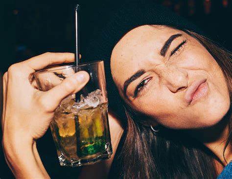 4 Things you do when you are way too drunk - lifeberrys.com