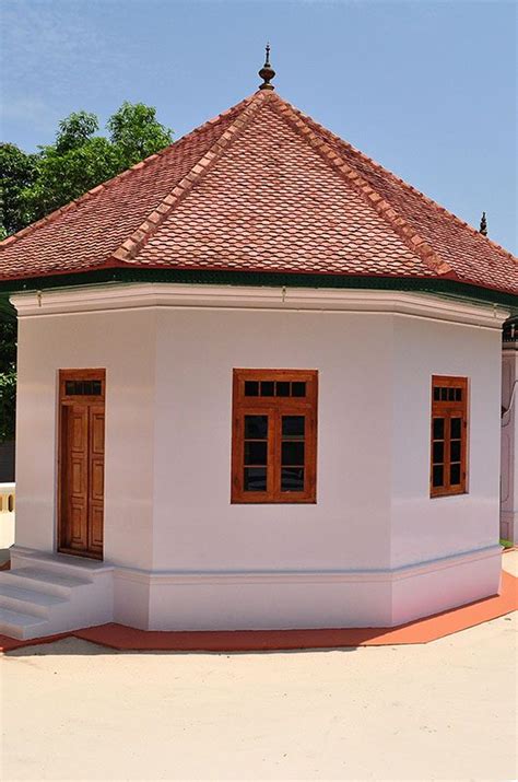 Explore Varkala: Best Tourist Places, Sightseeing & Top Attractions