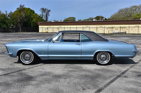 1965 Buick Riviera | Ideal Classic Cars LLC