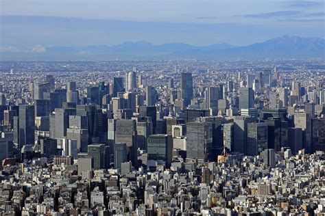東京スカイツリー定点観測所 : 天望回廊から見た東京の超高層ビル群（2019年2月10日）