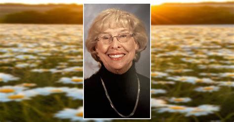 Obituary | Donna Mae Schneider | GOETTSCH FUNERAL HOME