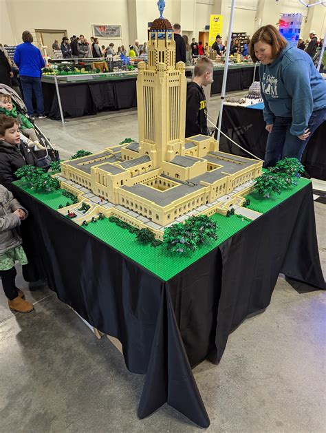 Brick Days going on now at the MAC : r/Omaha