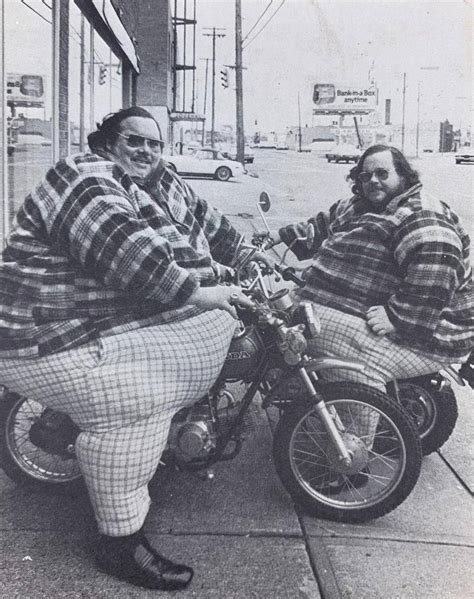 Billy & Benny Mccrary / Mcguire Twins : World's Heaviest Twins ...