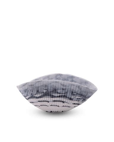 Elevate Your Decor: Yalos Murano Shell Mignon with Exquisite Design ...