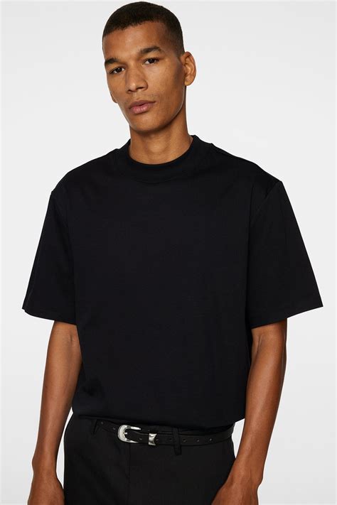 Ace Mock Neck T-Shirt / Black – J.Lindeberg