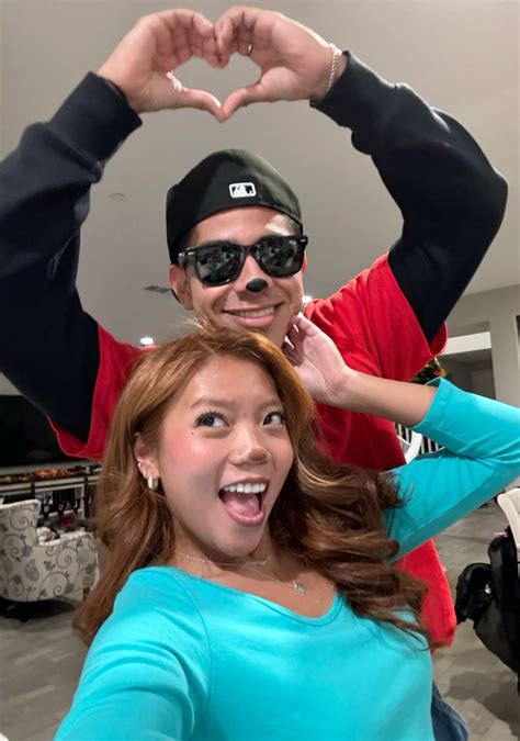 max & roxanne couples costume ️🩵 | Duo halloween costumes, Cute couple ...