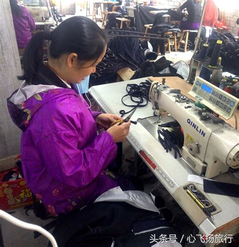 武汉“宝妈工厂”：工作带娃两不误 订单远销海外 - 海报新闻