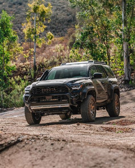 Black Trailhunter 4Runner 2025 6th gen pics | 2025 4Runner Forum (6th Gen) Community - 4Runner6G.com