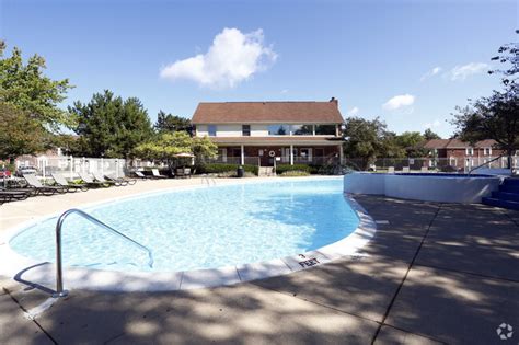 Spinnaker Court - 3685 St Thomas Blvd Indianapolis, IN 46214 ...