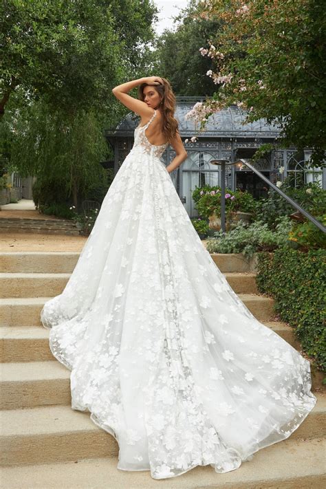 1749 by Martina Liana - Matte Floral Lace A-Line Wedding Dress – The White Flower