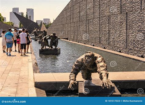 The Outdoor Exhibition of Sculptures in the Memorial Hall of the ...