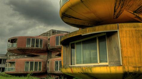Taiwan’s deserted "UFO houses" - The Observers - France 24
