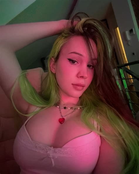 Evapeaches Onlyfans Leak