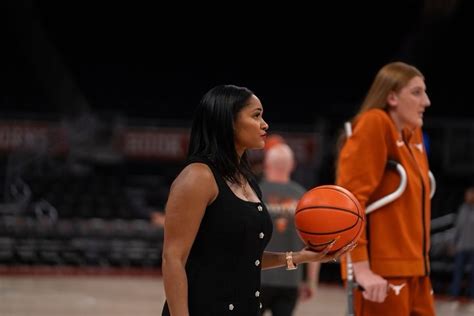 Sydney Carter Husband, Past Affairs, Net Worth, and Bio - Starcelenews