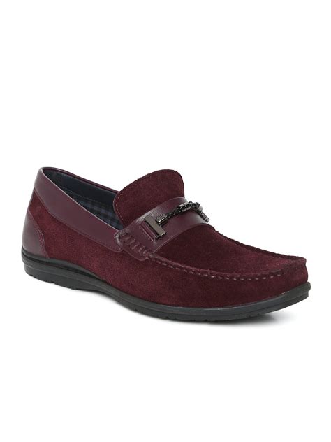 Men Burgundy Solid Loafers – ShoeTree