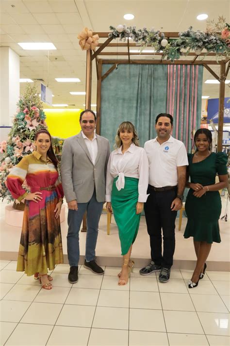 Sirena lanza propuesta de Navidad