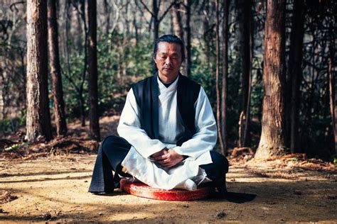 What is Qi Gong? In-depth Guide to Qi, Philosophy & Powerful Practice