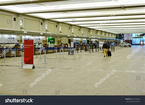 County Airport: Over 3,803 Royalty-Free Licensable Stock Photos ...