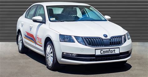 Comfort Sedan (3 pax, 3 lugg.), A/C, Audio System