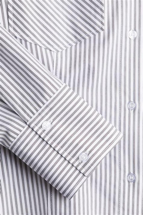 Women's White/Brown striped Fitted poplin shirt | H&M IN