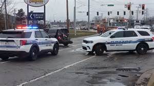 FWPD: Crash closes lanes along Covington Road