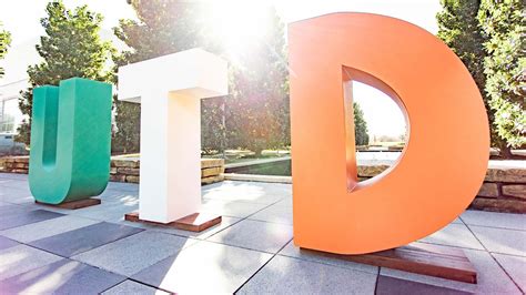 UTD National Merit Scholars - Hobson Wildenthal Honors College