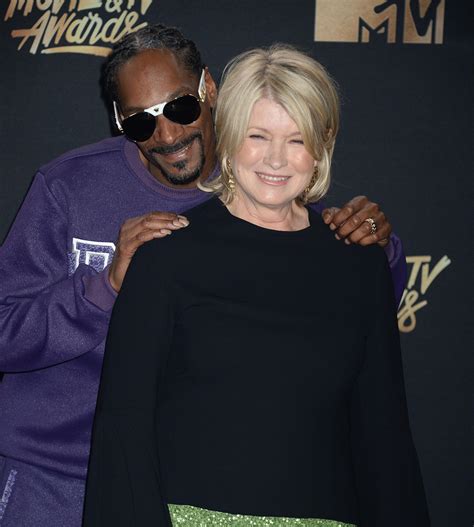 Martha Stewart Reveals Secret To Friendship With Snoop Dogg