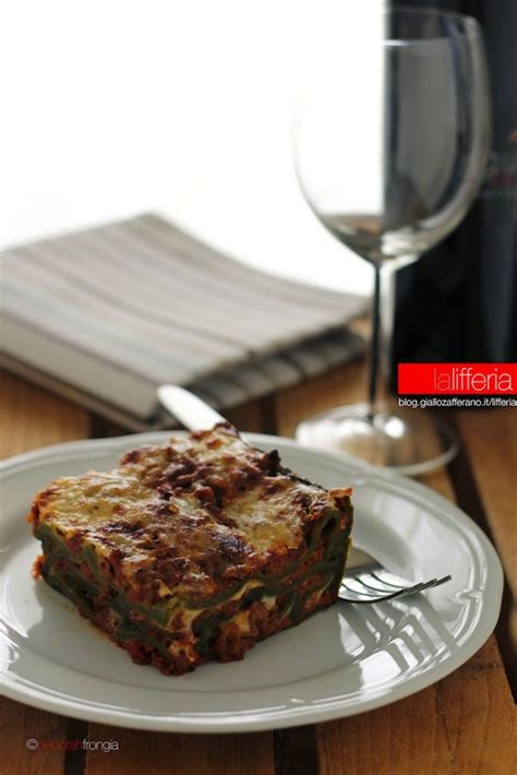 Lasagne emiliane tradizionali   Ricette, Idee alimentari e  