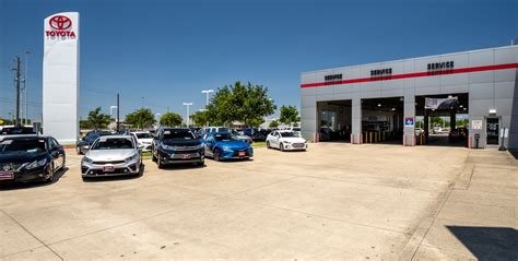 Toyota Service Center in Houston, TX | AutoNation Toyota Gulf Freeway