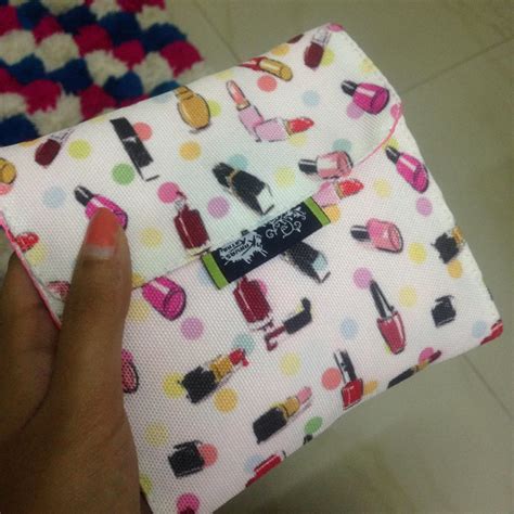 Kanvas Katha Trifold Sanitary Napkin Printed Canvas Pouch Holder (Multi ...