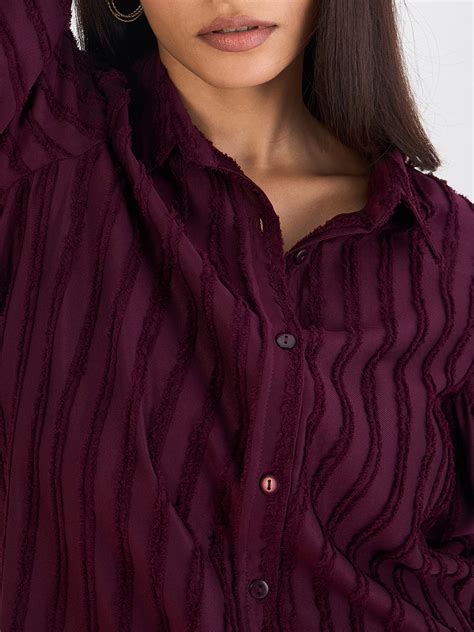 Buy Stylish Tops for Women, Ruffle Sleeve Top & T Shirts Online on Femmella