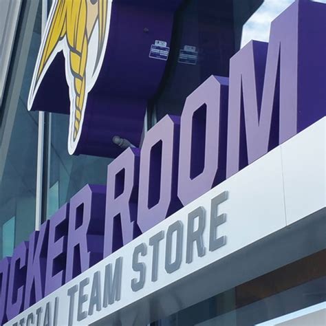 Custom-Made Sign 的图像结果