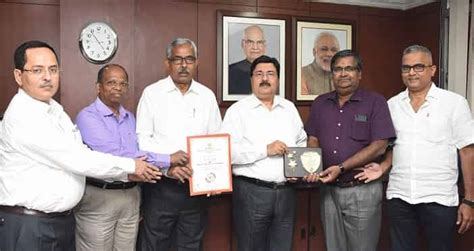 Global Indian Business Leader Award for NALCO CMD Dr. T.K. Chand