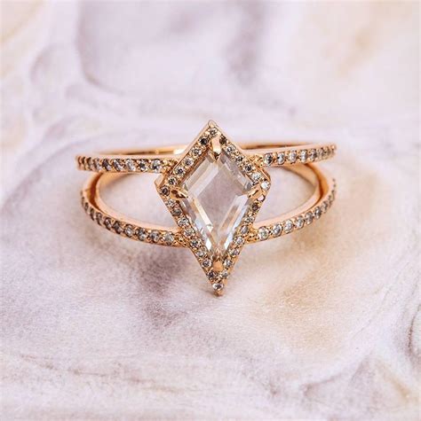 10 Gold Finger Rings Designs For Female To Suit Every Taste