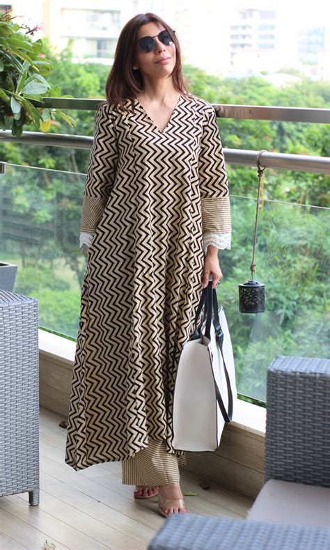 Cotton Handblock Black Zig Zest High Low Kurta & Pallazo – Baareeki