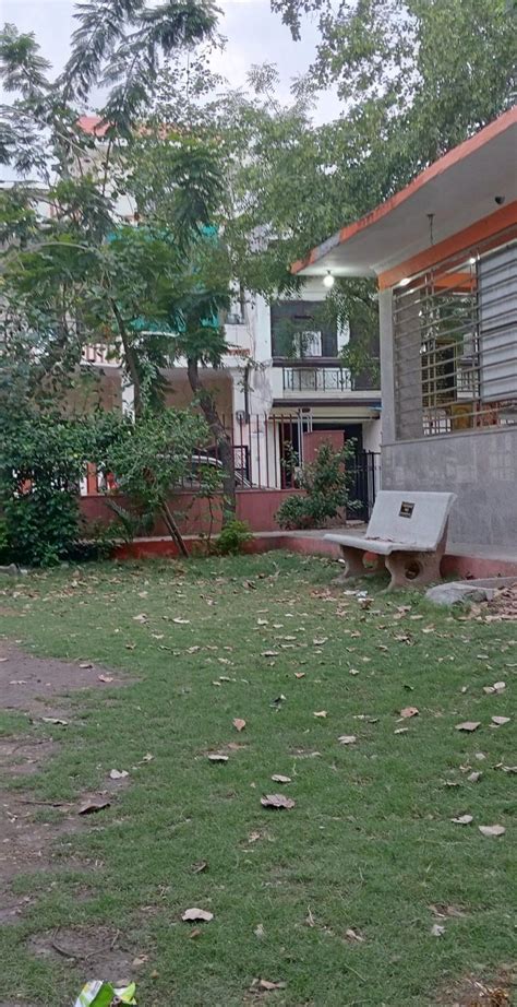 describe the figures in 120 words - Brainly.in