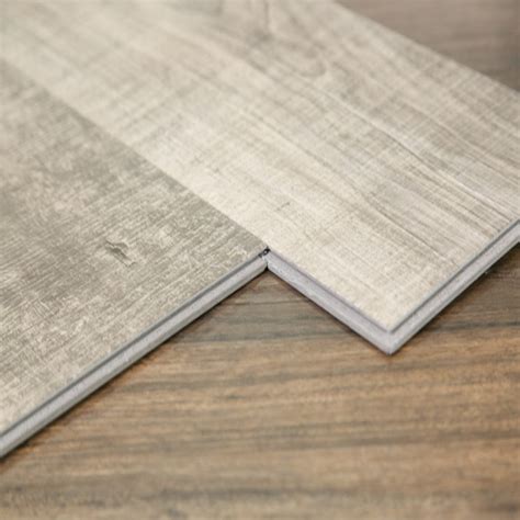 高質感辦公室地板大對決 -- 為何石塑(SPC) 地板優勝木地板｜YooDesign 有偶設計