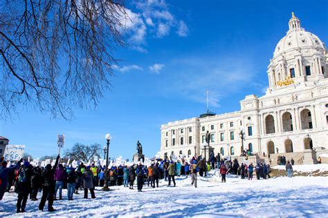 Minnesota Unions Push for Bill Extending Unemployment Insurance to Striking Workers - Workday ...