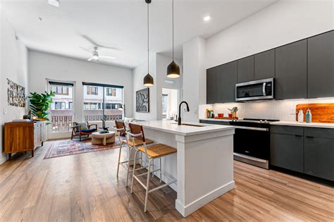 Gallery | Luxury Apartments in Denver CO | Aura Arts District