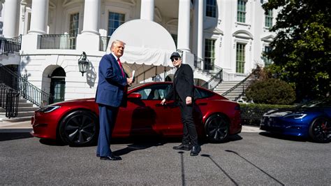 Trump Poses With a Tesla, a Move Aimed Solely at Helping Musk - The New ...