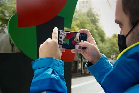Macro Photography: Capturing Close-up Shots with iPhone 13 Pro Max | CitizenSide