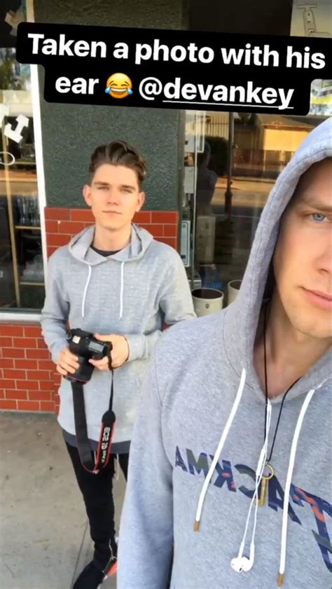 Collins Key Devan Key 的图像结果